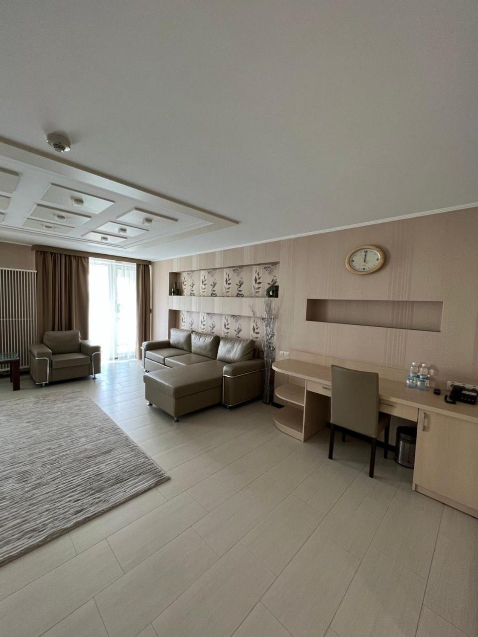 Grand-Marine Hotel & Spa Burlača Balka Exteriér fotografie