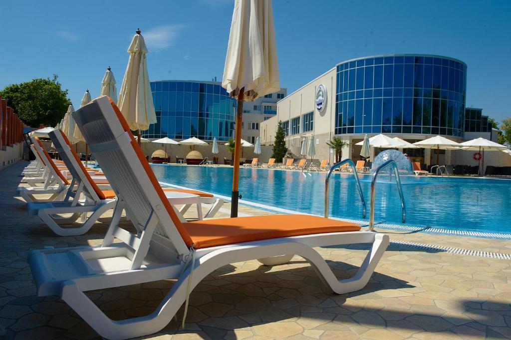 Grand-Marine Hotel & Spa Burlača Balka Exteriér fotografie