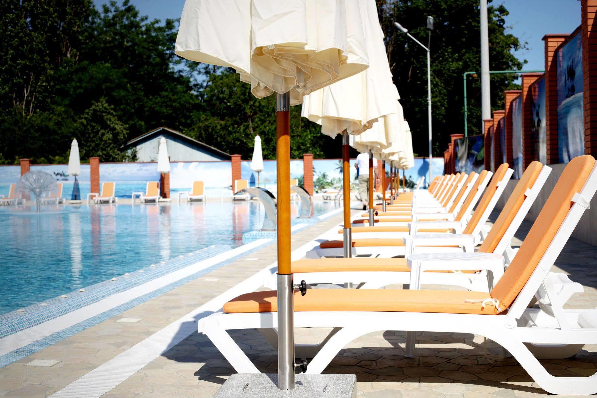 Grand-Marine Hotel & Spa Burlača Balka Exteriér fotografie