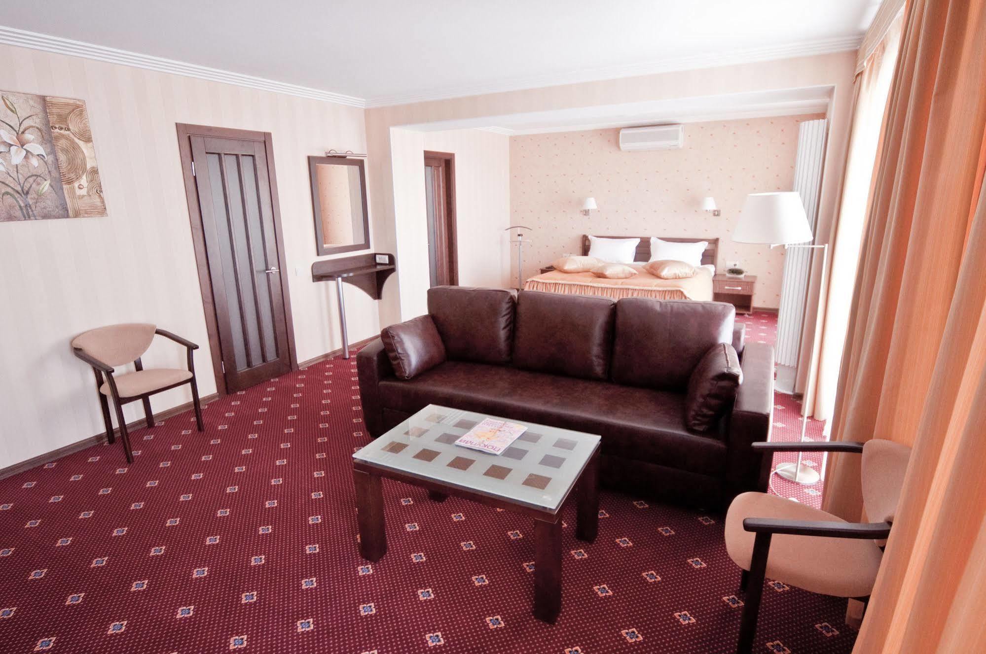 Grand-Marine Hotel & Spa Burlača Balka Exteriér fotografie